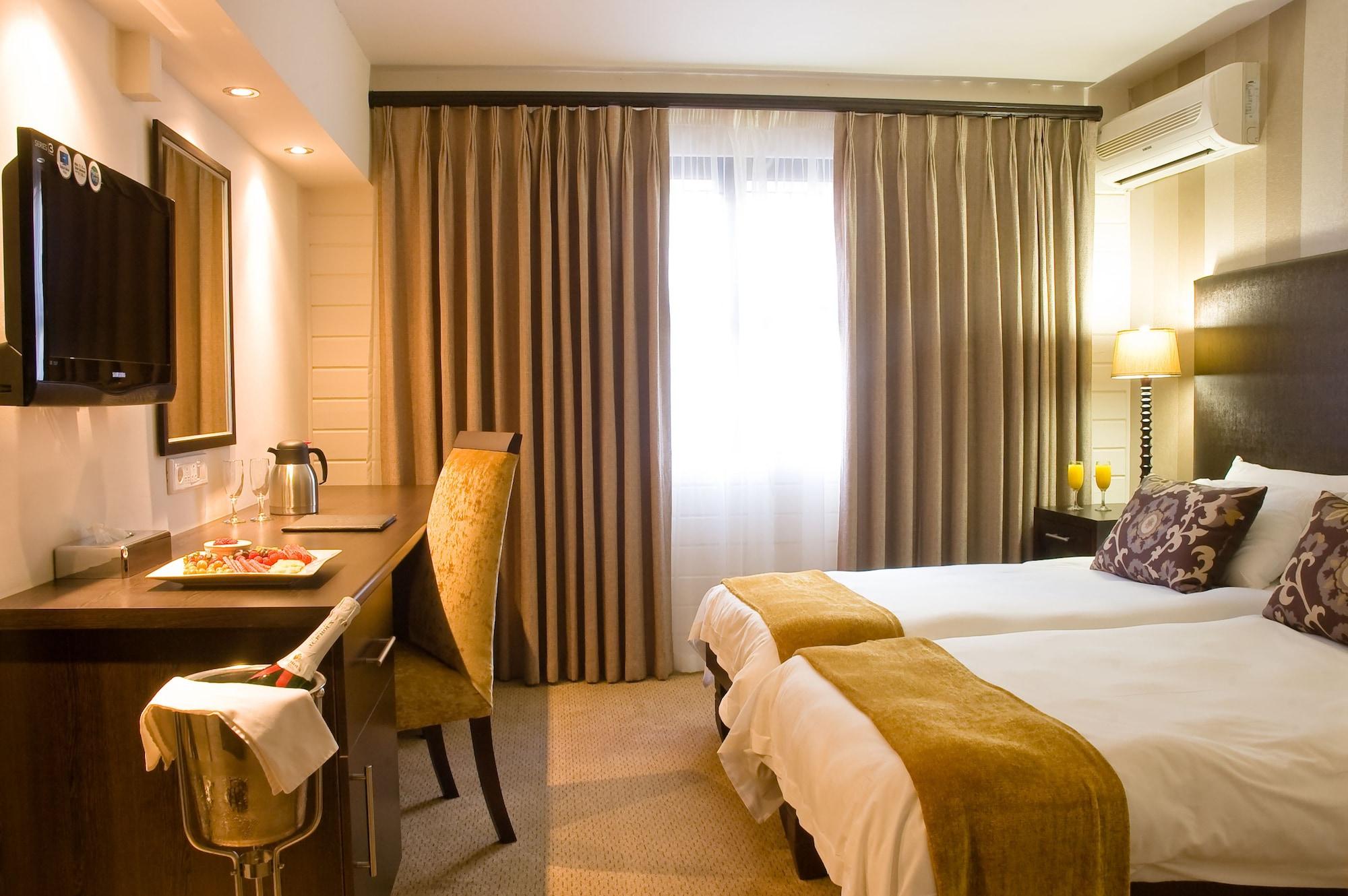 The Kelway Hotel Port Elizabeth Bagian luar foto