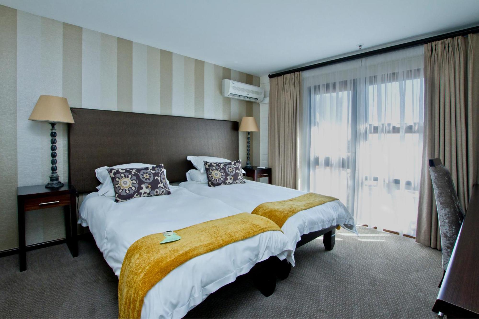 The Kelway Hotel Port Elizabeth Bagian luar foto